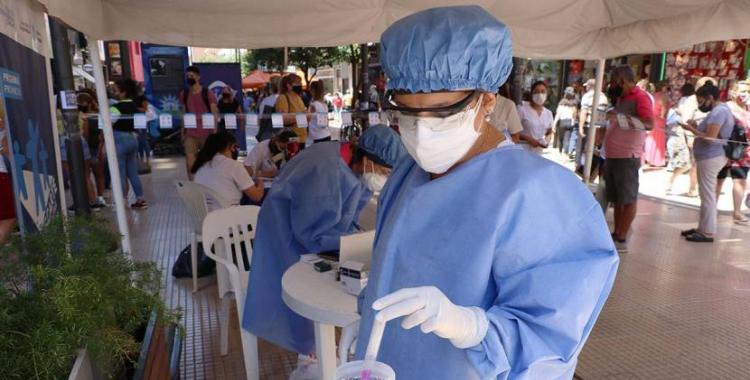 Tucumán superó los 135.000 casos de coronavirus y 2.250 muertes | El Diario 24