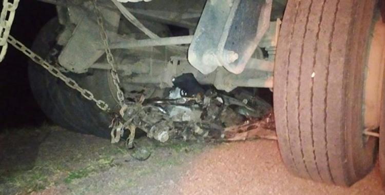 Horrible muerte de tres jóvenes que fueron arrollados por un camión | El Diario 24