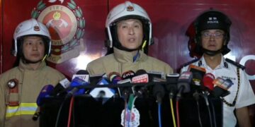 incendio fuego edificios muertos hong kong tai po devastador wang fuk court