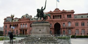 Javier Milei tomó juramento al nuevo ministro de Defensa, Carlos Presti 7 Milei Casa Rosada